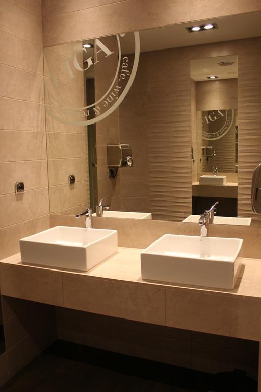 Hotel Figa Plewiska Екстериор снимка